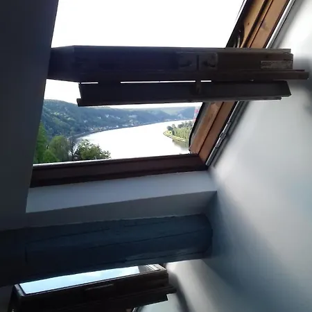 Espace Privatif Avec Chambre, Salle De Bains, Toilettes